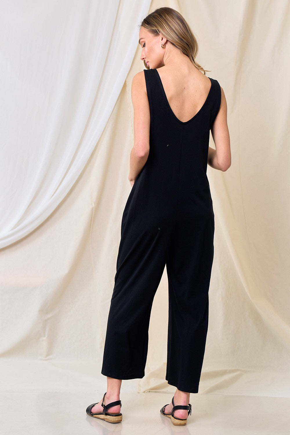 Sleeveless Jumpsuit with Pockets