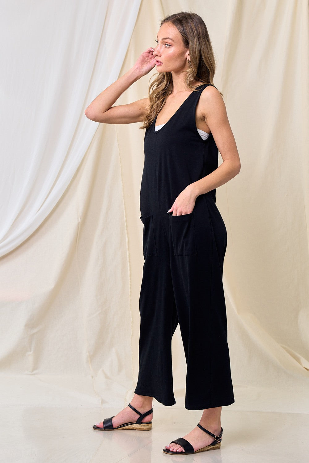 Sleeveless Jumpsuit with Pockets