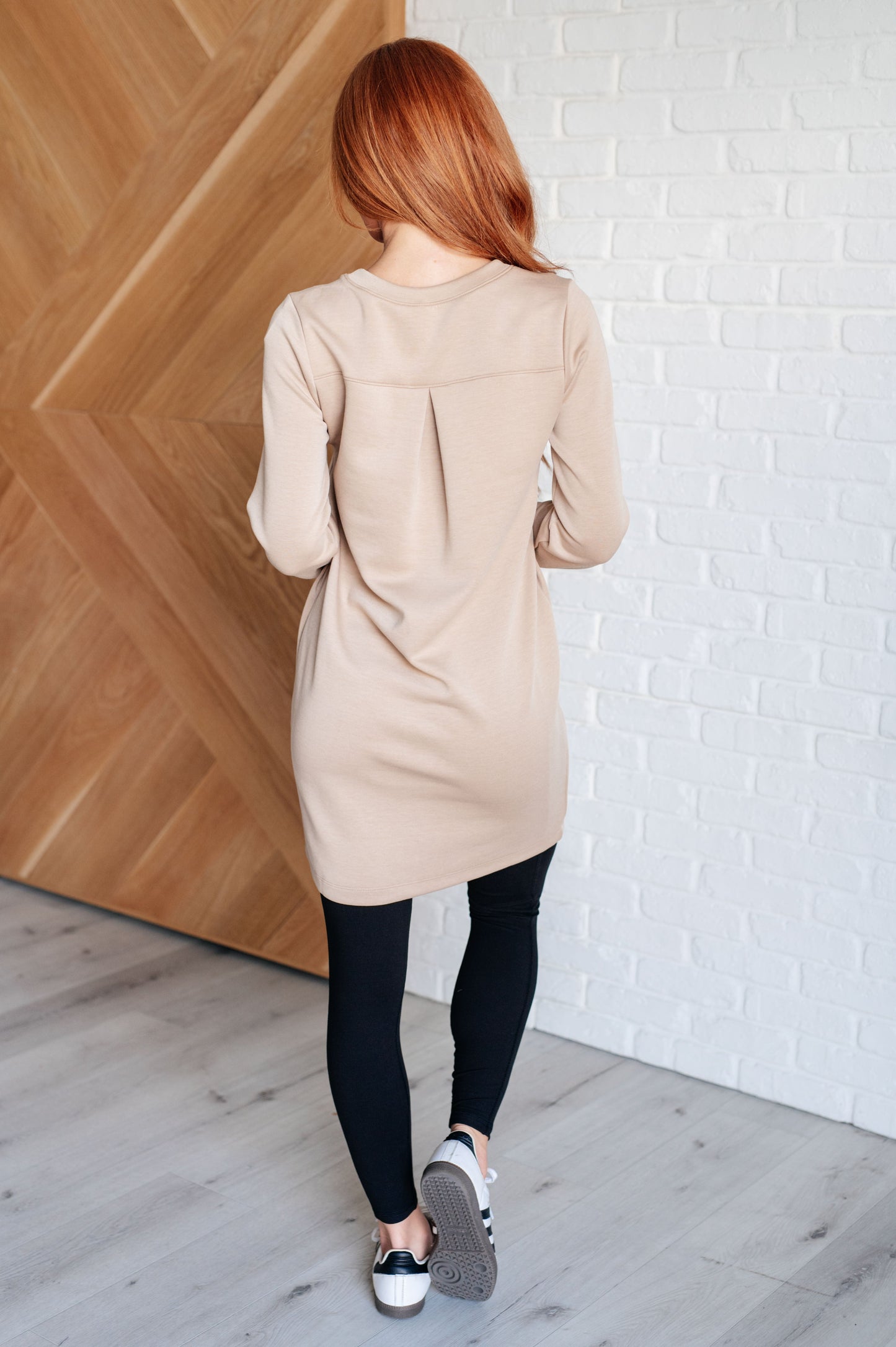 **ONLINE EXCLUSIVE** Milan Travel Shift Dress in Khaki