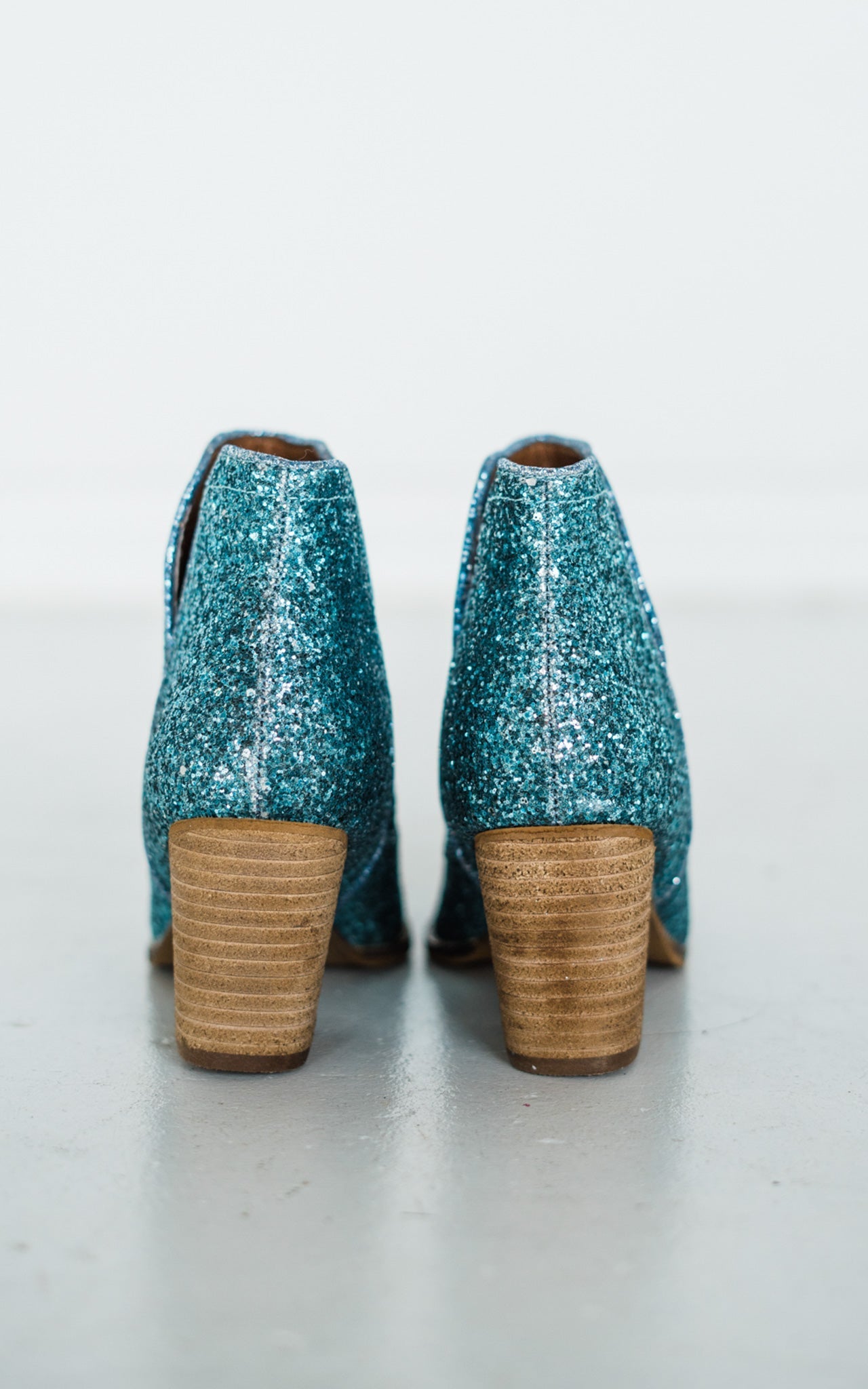 **ONLINE EXCLUSIVE** Fiera Booties in Blue