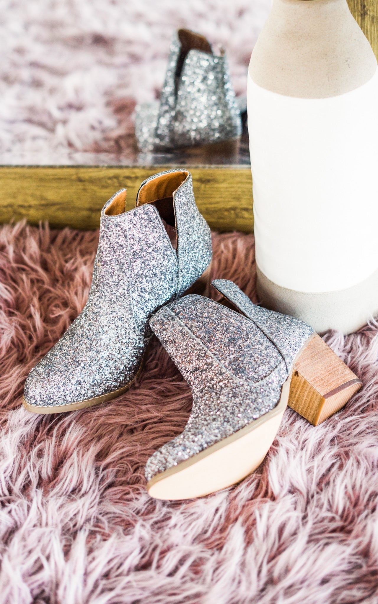 **ONLINE EXCLUSIVE** Fiera Booties in Pewter