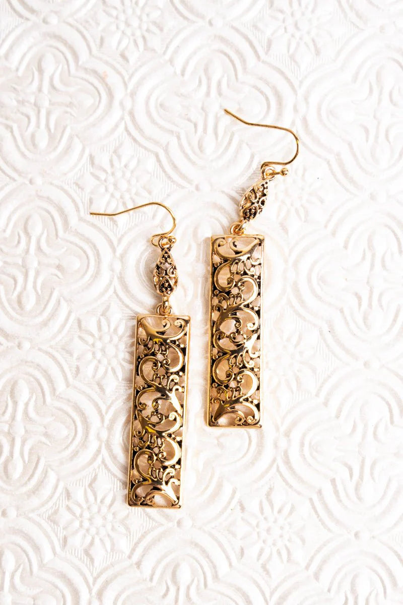 Scroll Kinwick Bar Earrings - Goldtone