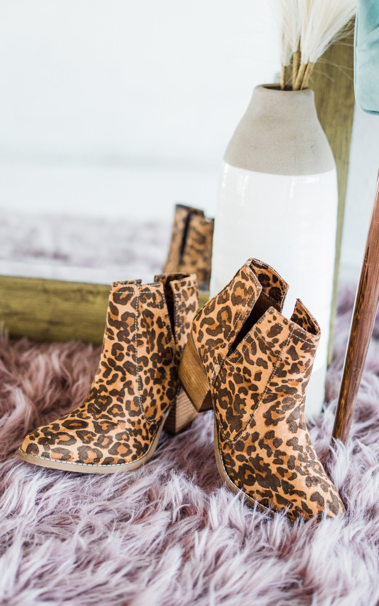 **ONLINE EXCLUSIVE** Tarim Bootie in Leopard