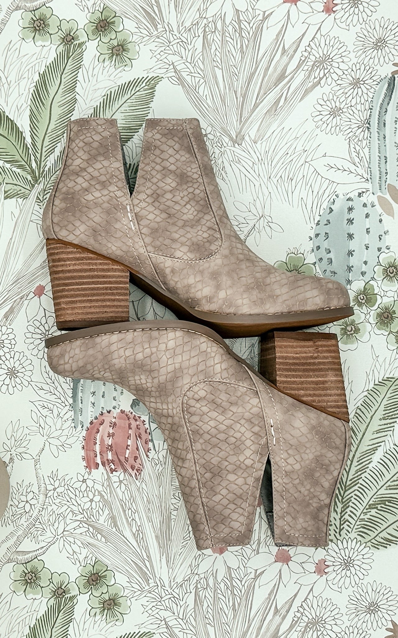 **ONLINE EXCLUSIVE** Tarim Bootie in Taupe