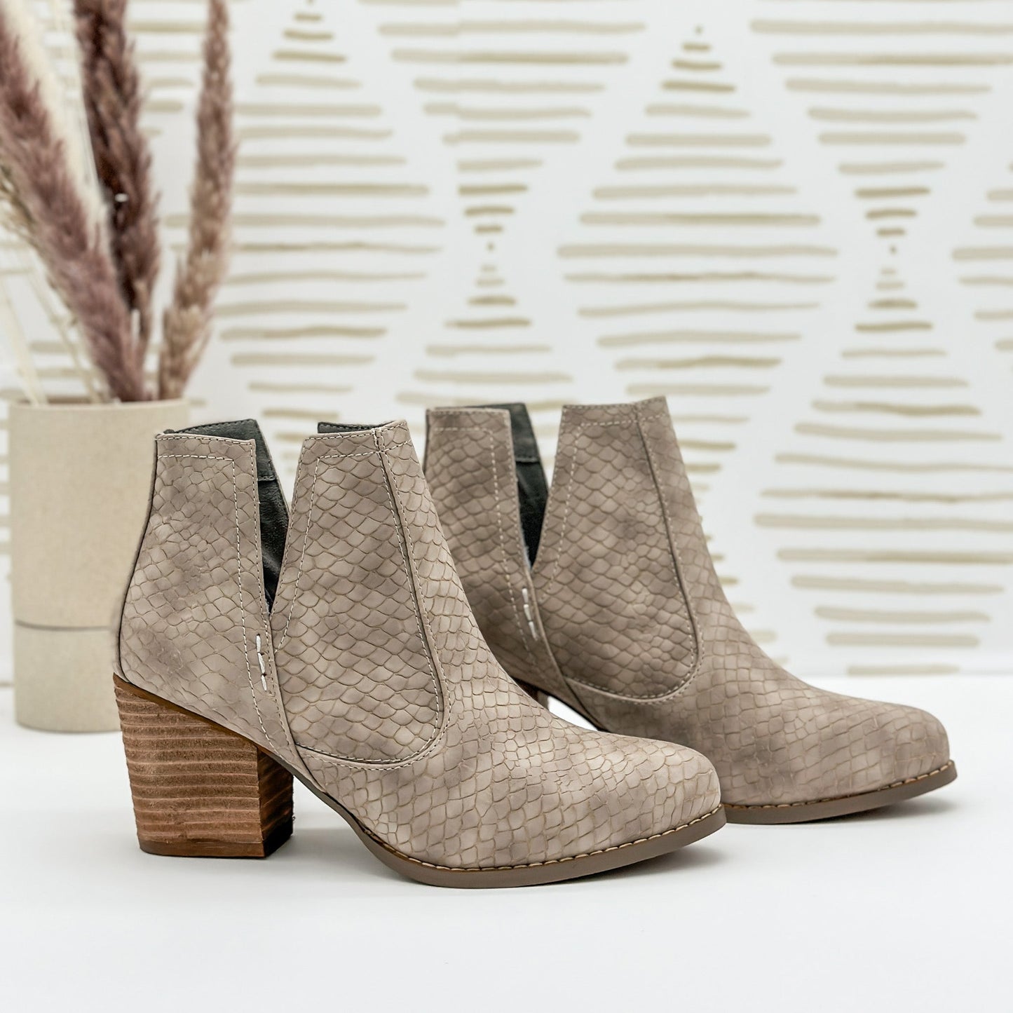 **ONLINE EXCLUSIVE** Tarim Bootie in Taupe