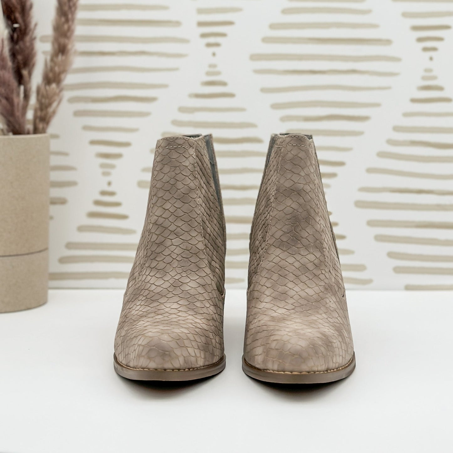 **ONLINE EXCLUSIVE** Tarim Bootie in Taupe