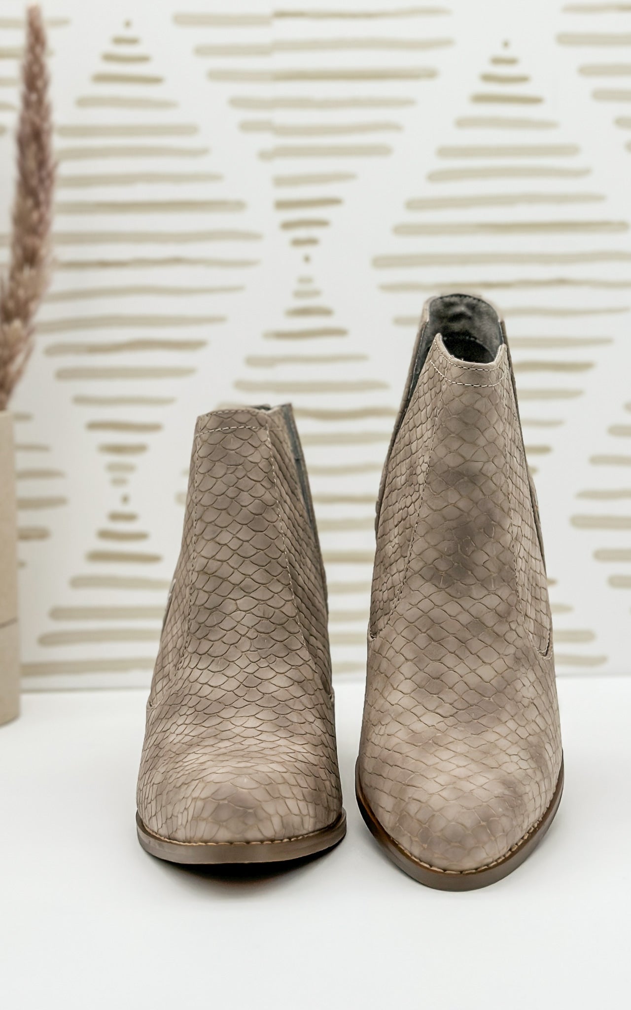 **ONLINE EXCLUSIVE** Tarim Bootie in Taupe