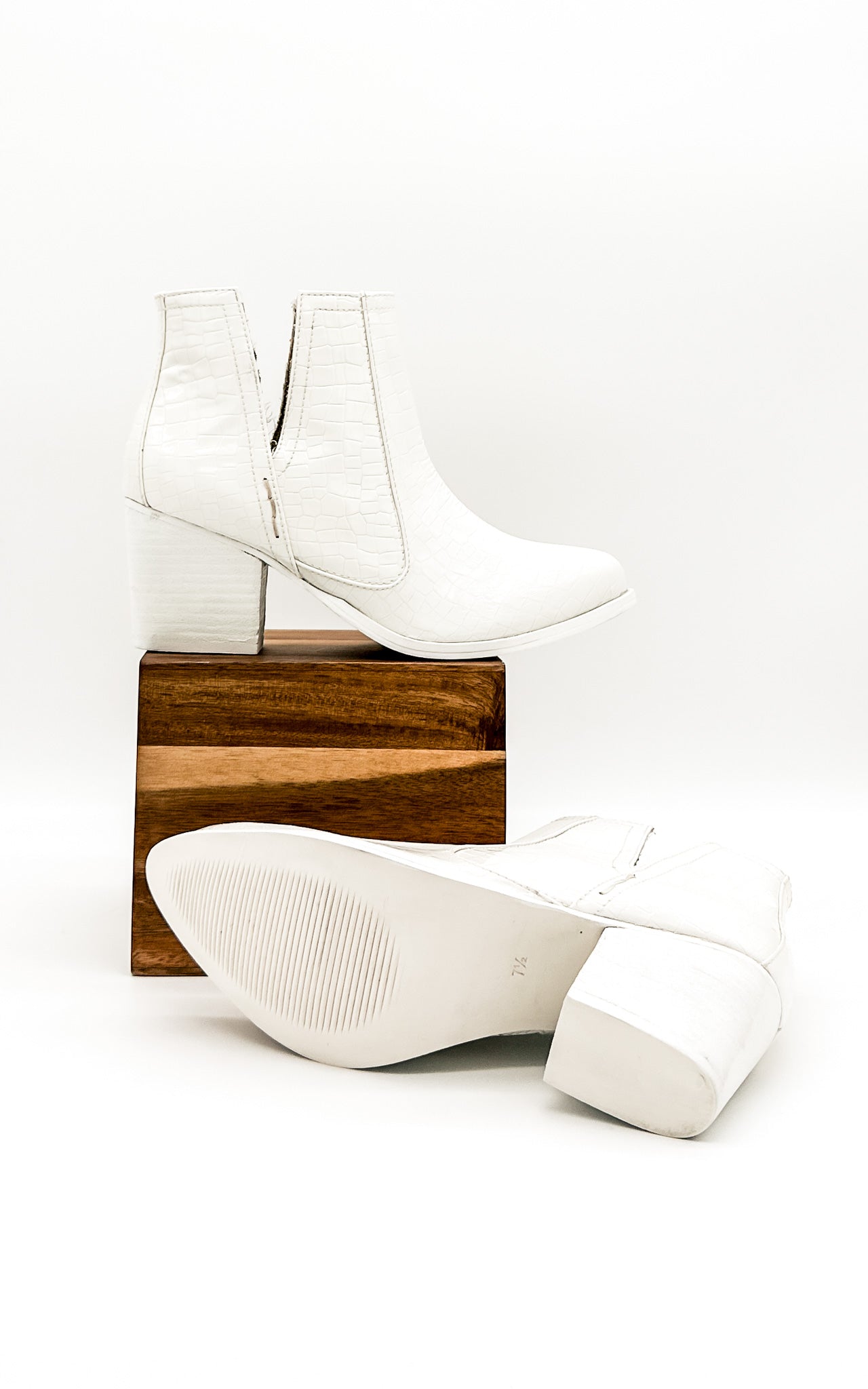 **ONLINE EXCLUSIVE** Tarim Bootie in White Croc